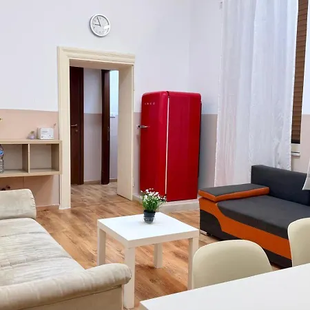 Casa Bella Nazionale Апартаменты Рим